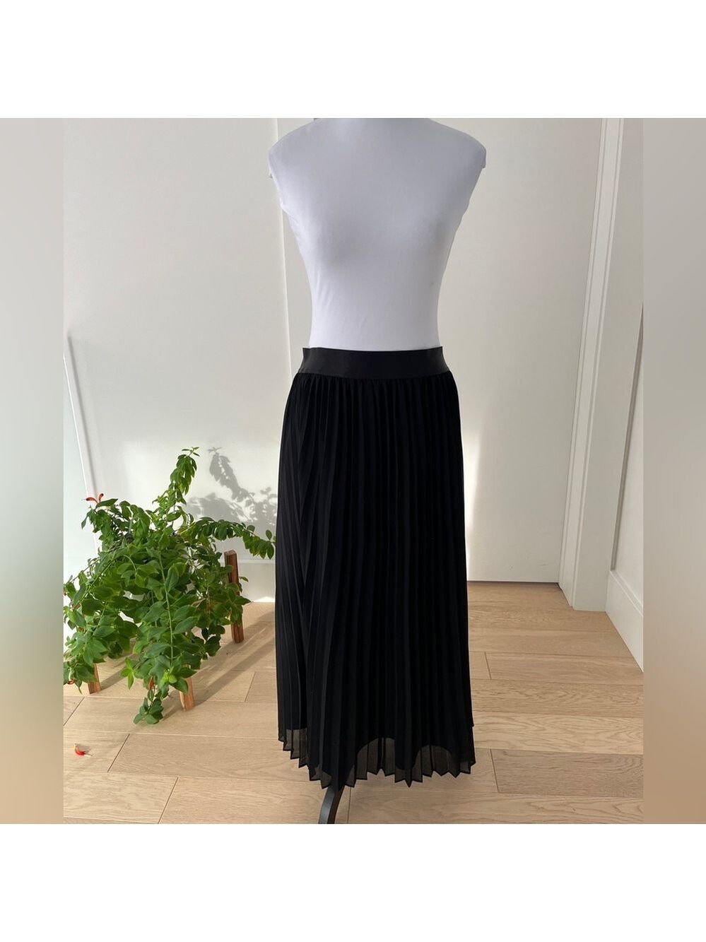 TWIK by Simons Pull On Pleated Lined Maxi Skirt Lightweight Flowy Voile Sheer - Picture 9 of 17